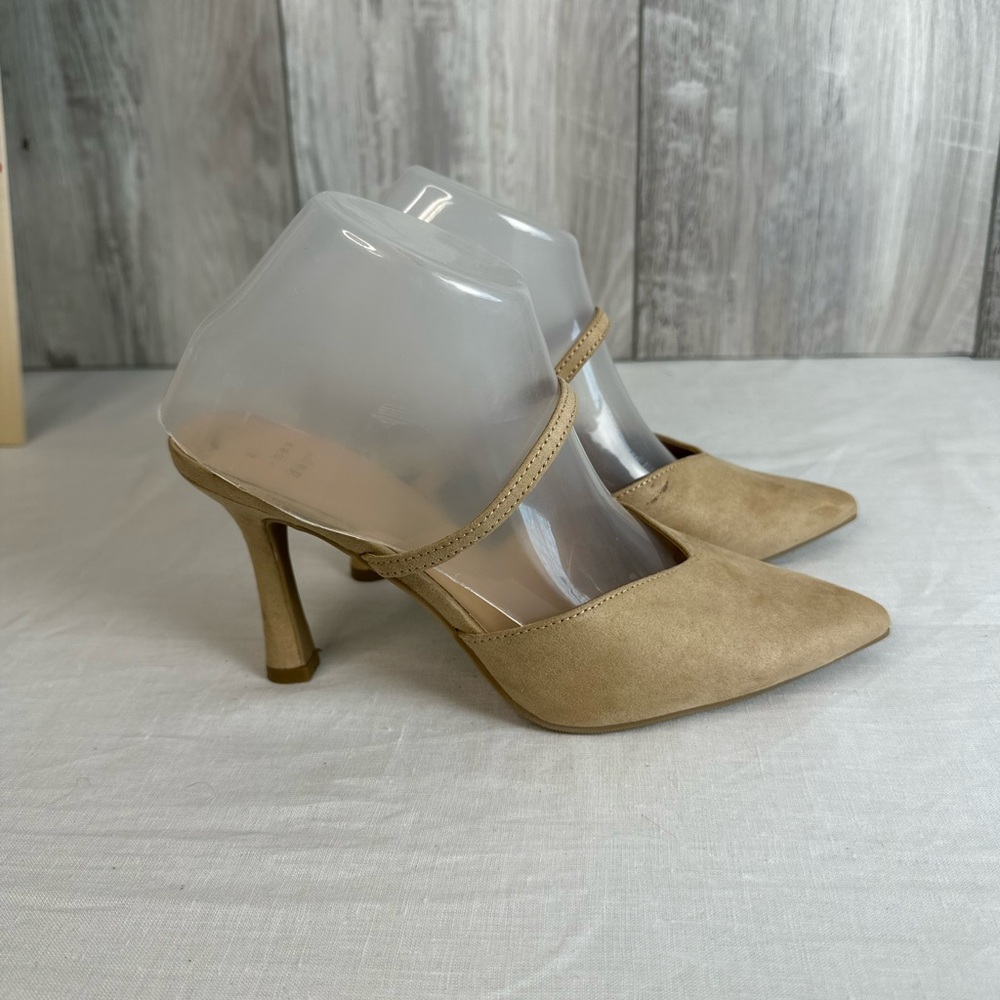 Flawed Chic Tan Women's Heels - Picture 4 of 6